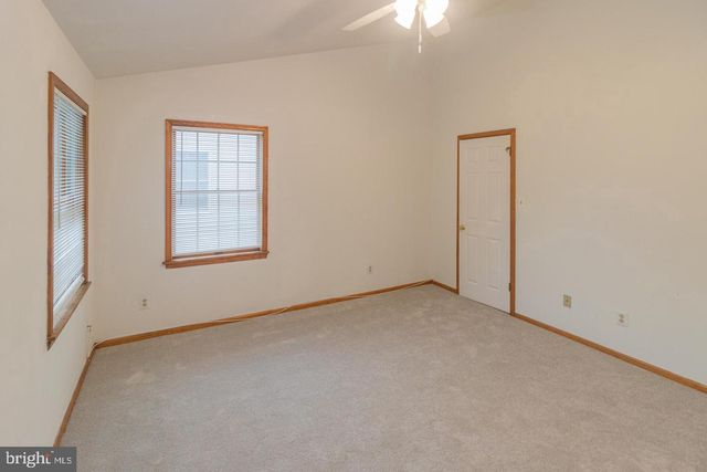 133 CHALKBOARD CT, Moorestown, NJ 08057