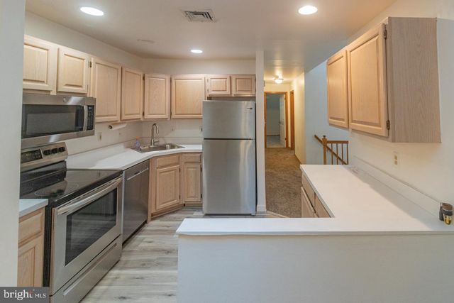 133 CHALKBOARD CT, Moorestown, NJ 08057