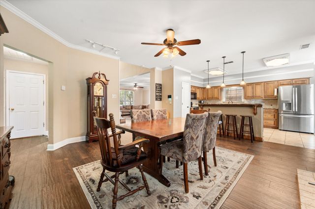 6111 Sandstone Drive, Arlington, TX 76001