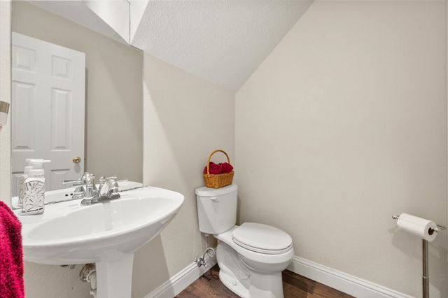 6111 Sandstone Drive, Arlington, TX 76001