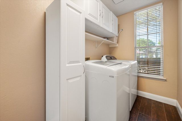 6111 Sandstone Drive, Arlington, TX 76001