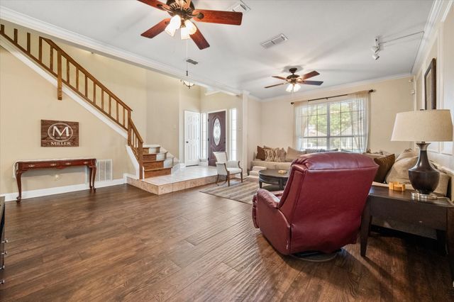 6111 Sandstone Drive, Arlington, TX 76001