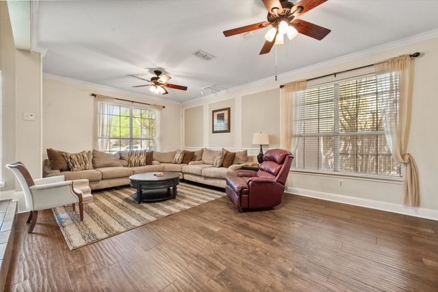 6111 Sandstone Drive, Arlington, TX 76001