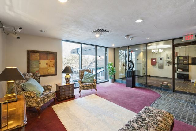 1800 7th Street 11C, East Moline, IL 61244