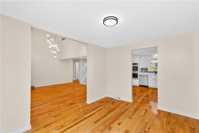 6 Acacia Court, Coventry, RI 02816