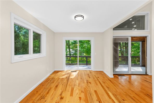 6 Acacia Court, Coventry, RI 02816