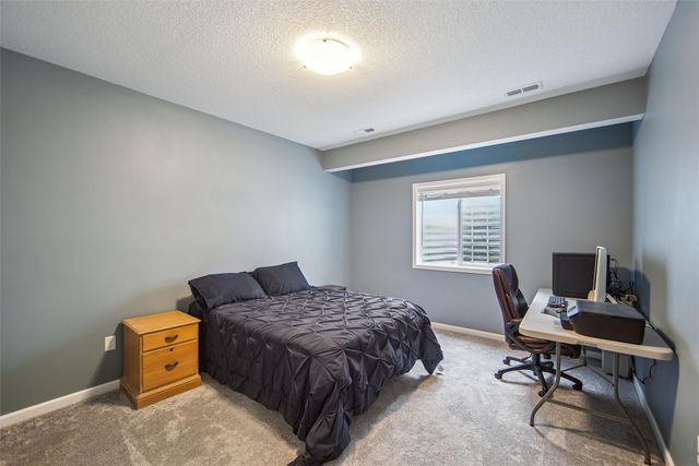 6730 NE 9th Court, Des Moines, IA 50313