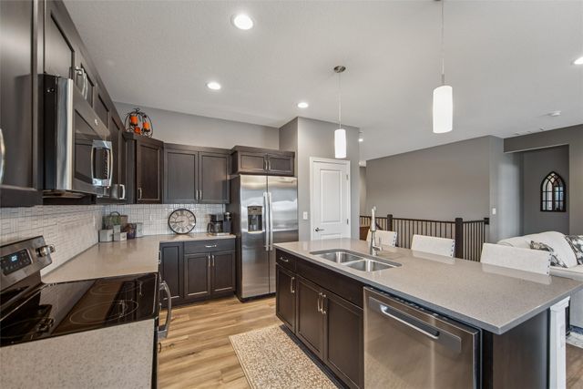 6730 NE 9th Court, Des Moines, IA 50313