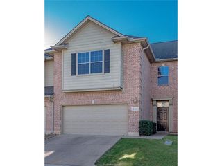 1425 W Villa Maria #602, Bryan, TX 77801