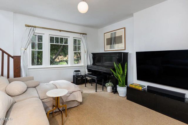 4195 York Boulevard, Los Angeles, CA 90065