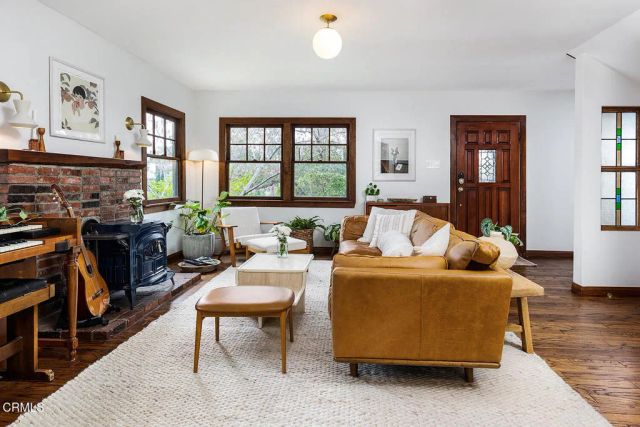 4195 York Boulevard, Los Angeles, CA 90065