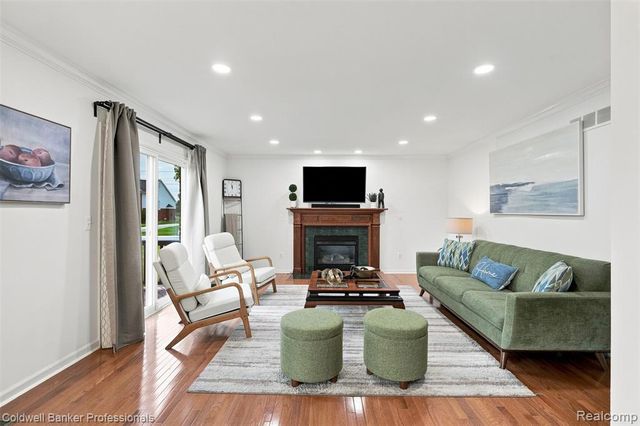 359 Savannah Drive, Canton, MI 48187