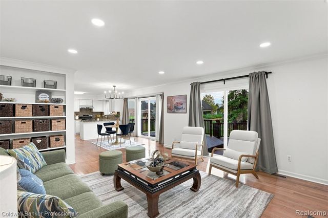 359 Savannah Drive, Canton, MI 48187