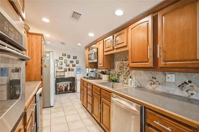 701 S CREST AVENUE, Clearwater, FL 33756