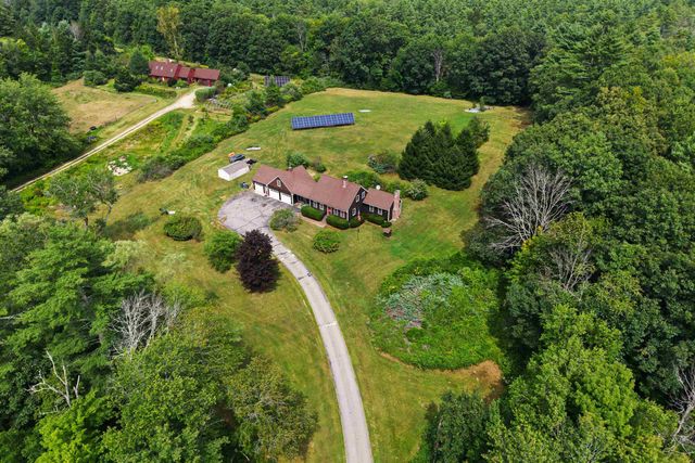 303 Stage Road, Nottingham, NH 03290