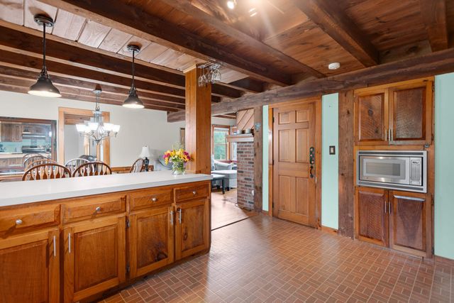 303 Stage Road, Nottingham, NH 03290