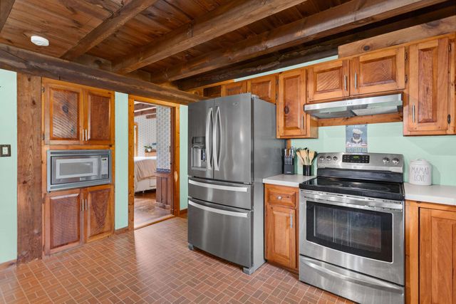 303 Stage Road, Nottingham, NH 03290