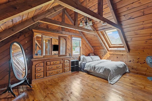 303 Stage Road, Nottingham, NH 03290
