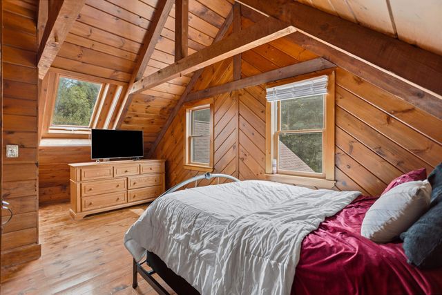 303 Stage Road, Nottingham, NH 03290