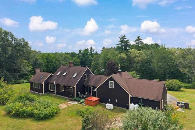 303 Stage Road, Nottingham, NH 03290