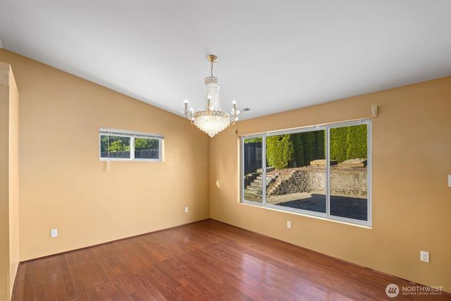 32828 22nd Avenue SW, Federal Way, WA 98023