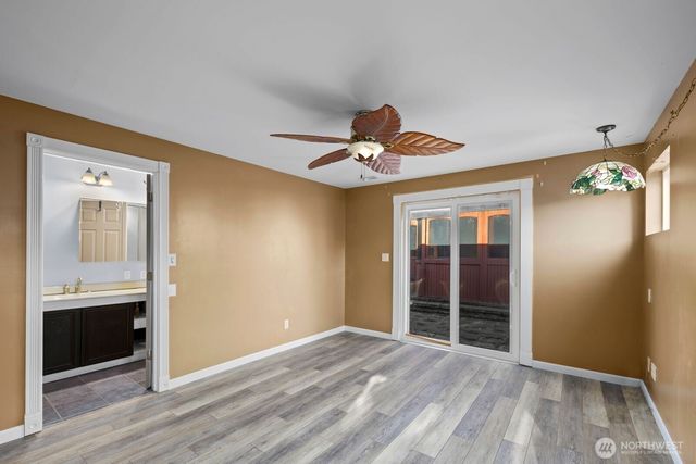 32828 22nd Avenue SW, Federal Way, WA 98023