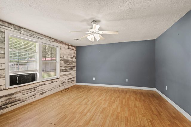 432 County Road 4284, Dayton, TX 77535