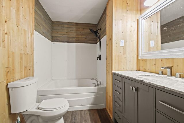 432 County Road 4284, Dayton, TX 77535