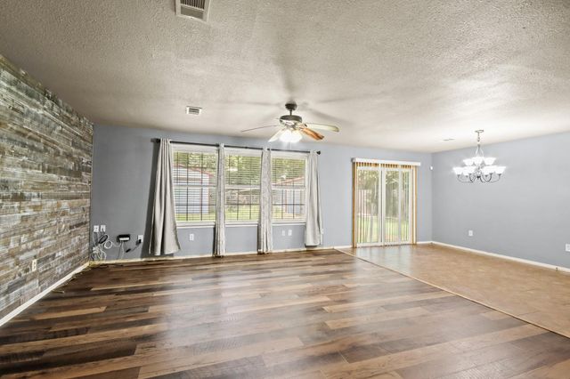 432 County Road 4284, Dayton, TX 77535