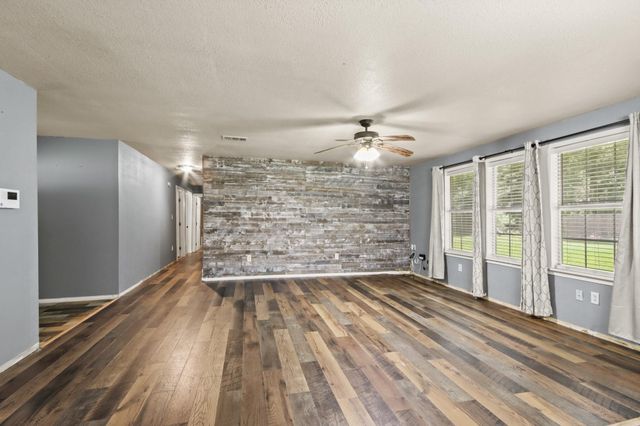 432 County Road 4284, Dayton, TX 77535