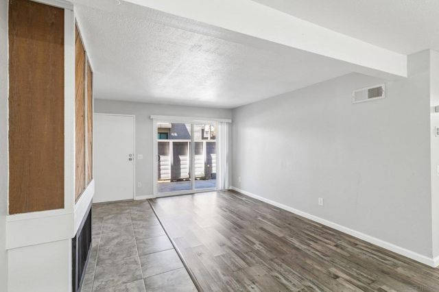 9140 Gramercy Dr 198, San Diego, CA 92123
