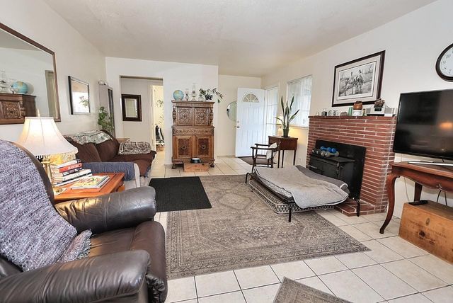 1504 Cardinal Way, Roseville, CA 95661