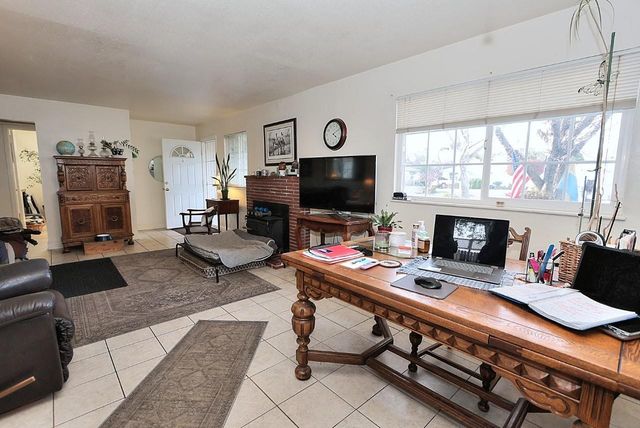 1504 Cardinal Way, Roseville, CA 95661