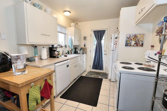 1504 Cardinal Way, Roseville, CA 95661