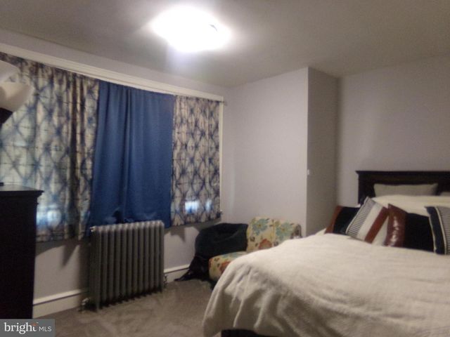 160 LINTON ST, Philadelphia, PA 19120