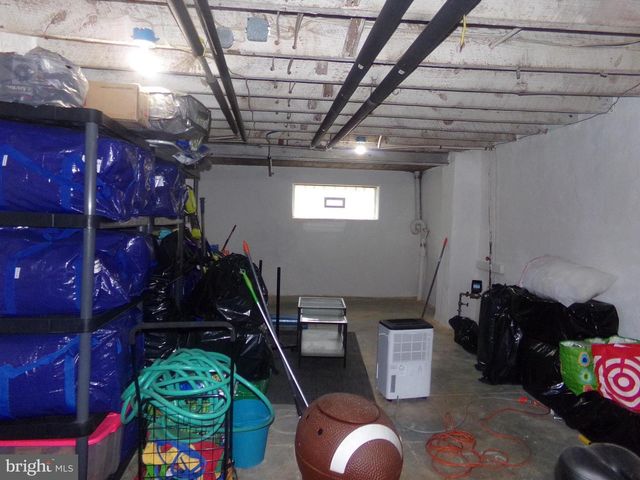 160 LINTON ST, Philadelphia, PA 19120