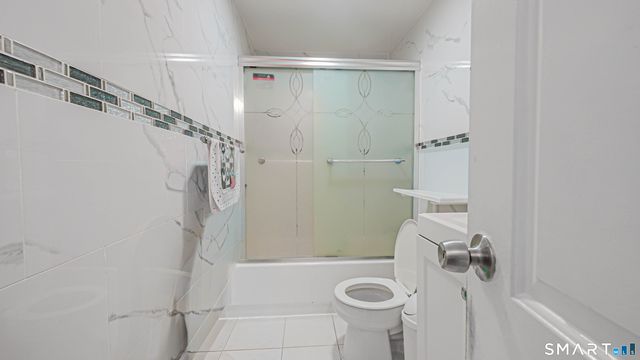9 Ridge Street, Waterbury, CT 06706