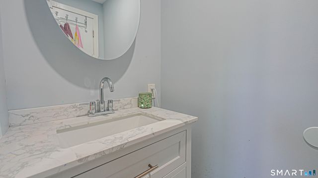 9 Ridge Street, Waterbury, CT 06706
