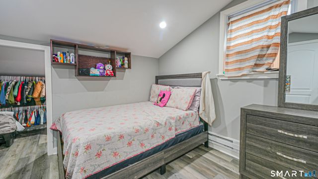9 Ridge Street, Waterbury, CT 06706