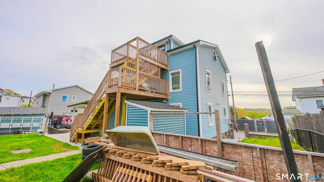 9 Ridge Street, Waterbury, CT 06706