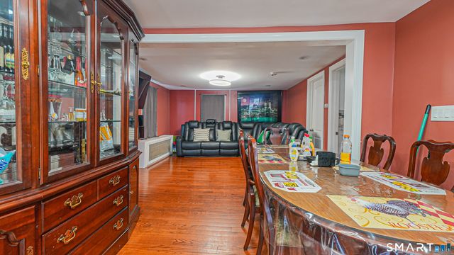 9 Ridge Street, Waterbury, CT 06706