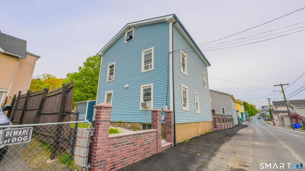 9 Ridge Street, Waterbury, CT 06706