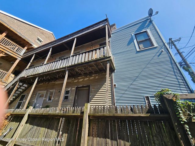 7-9 S 7th Street, Hudson, NY 12534
