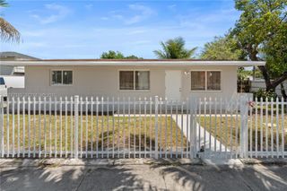 8400 NW 24th Ct, Miami, FL 33147