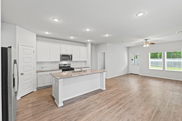 10718 Soapberry Court, Tomball, TX 77375