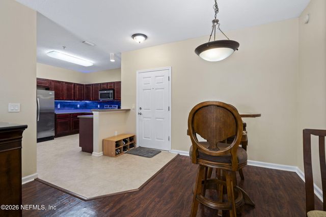 8235 LOBSTER BAY Court 201, Jacksonville, FL 32256