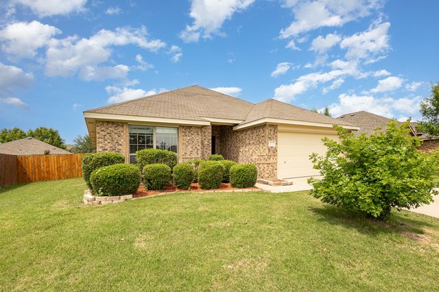 213 Longhorn Drive, Waxahachie, TX 75165