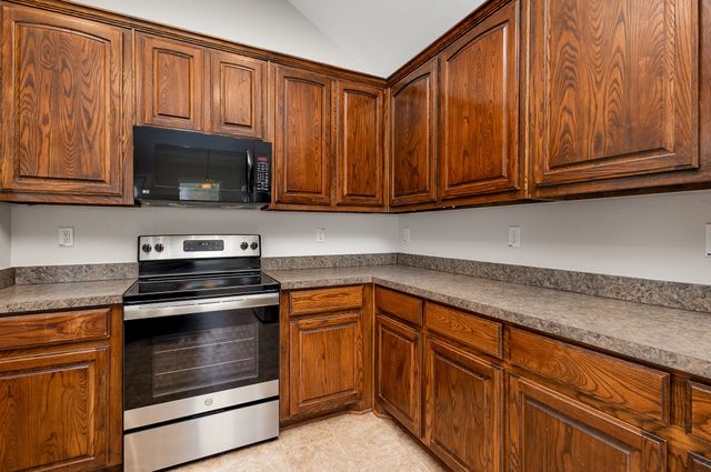 213 Longhorn Drive, Waxahachie, TX 75165