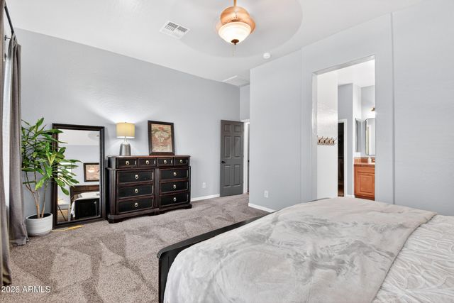 3420 S HOLGUIN Way, Chandler, AZ 85248