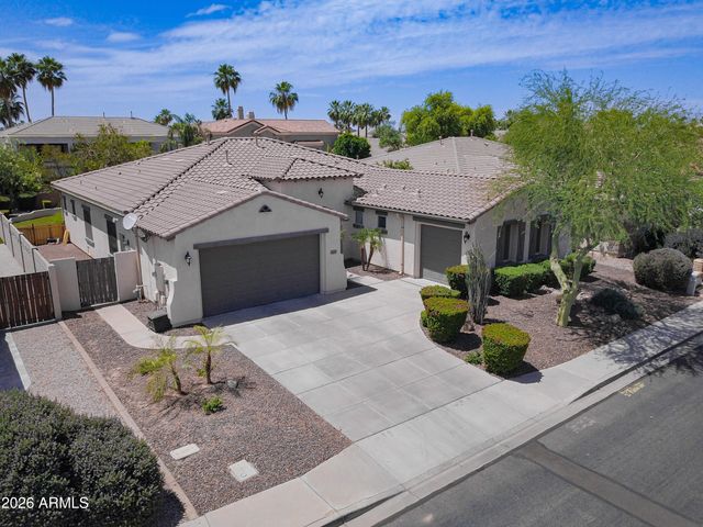 3420 S HOLGUIN Way, Chandler, AZ 85248